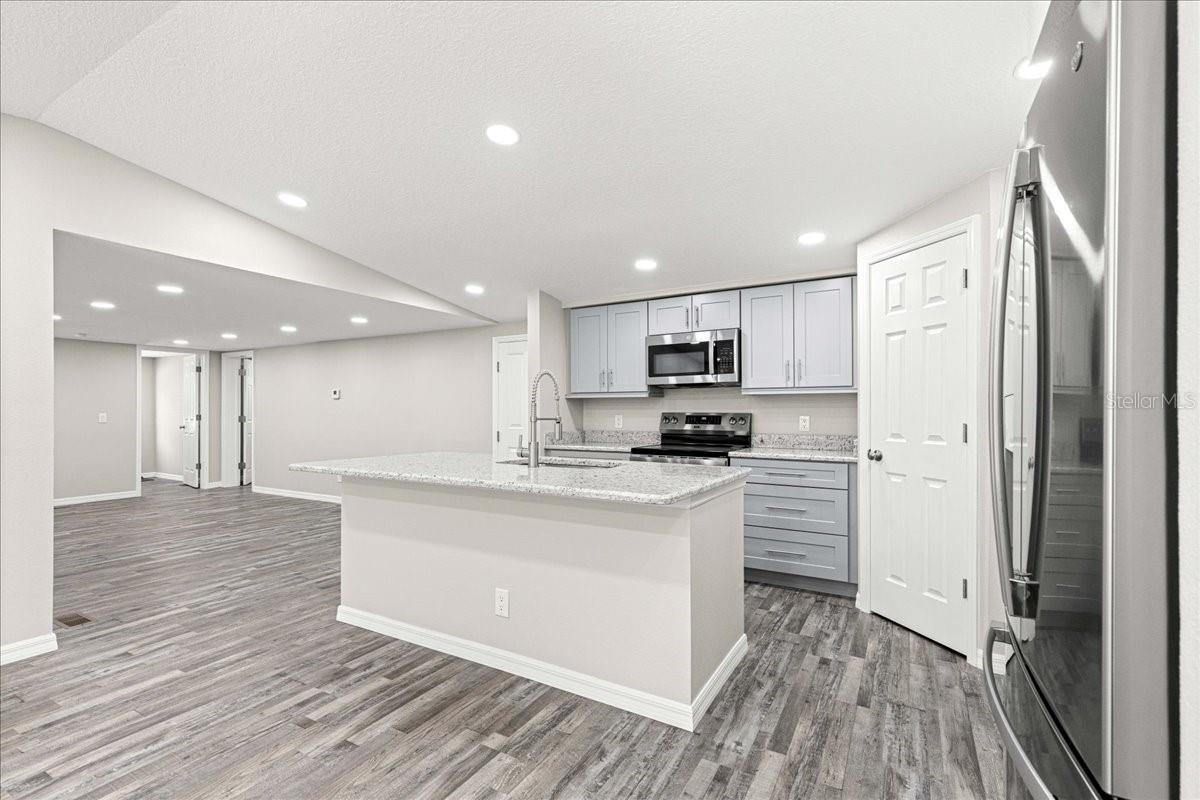 Image 20 of 62 For 12925 30th Court