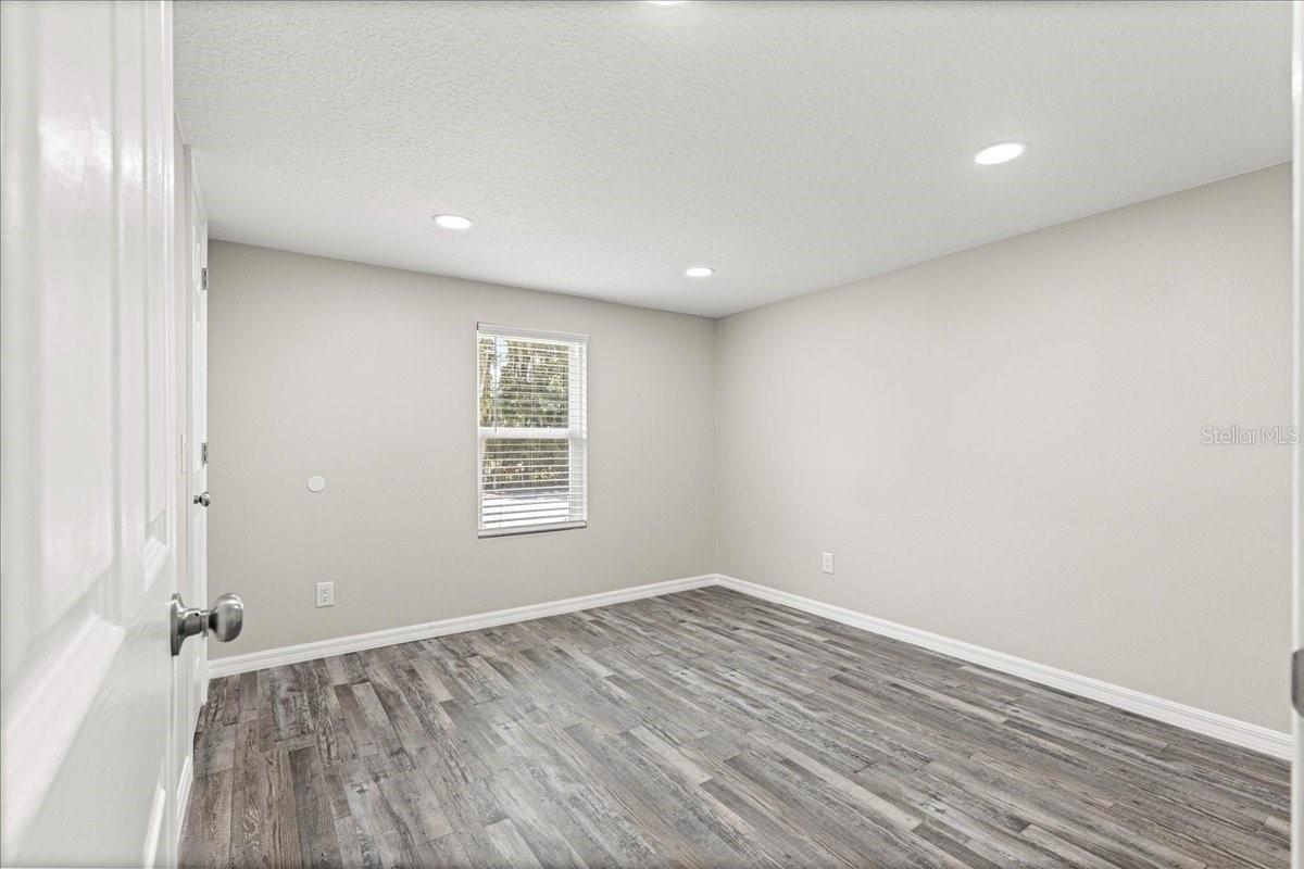 Image 30 of 62 For 12925 30th Court