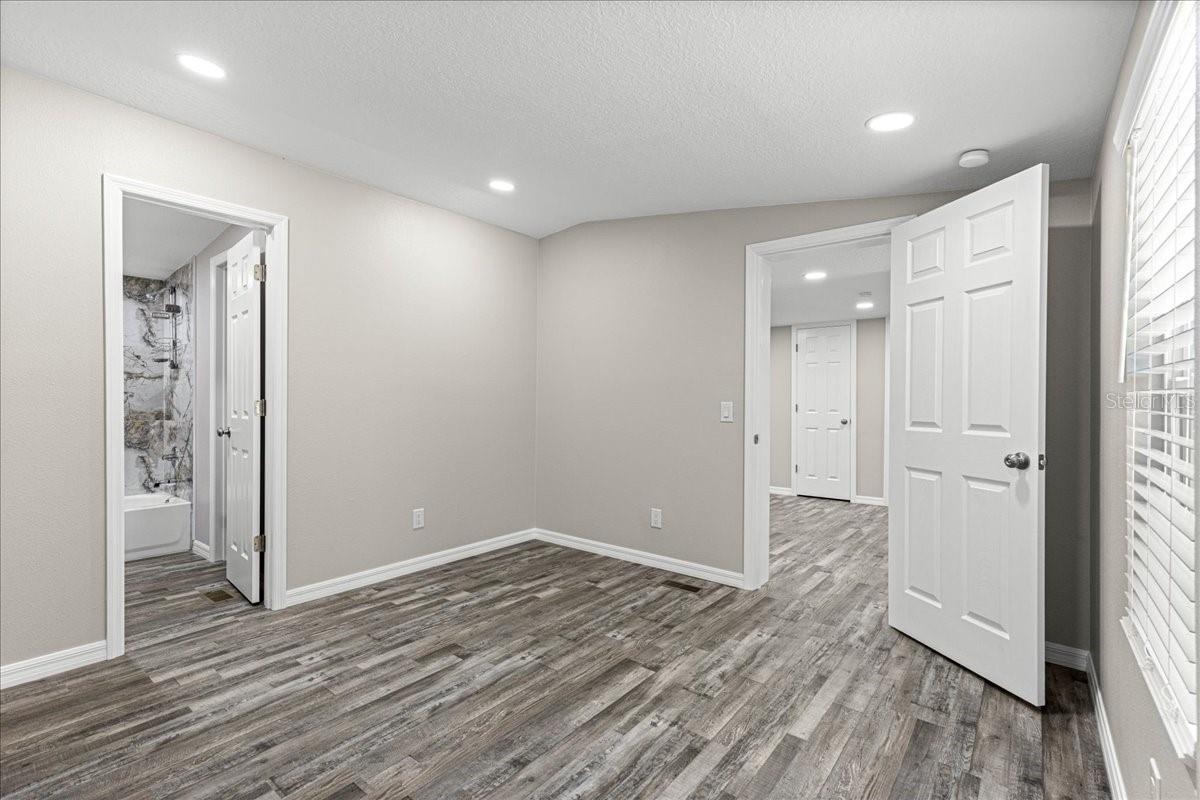 Image 36 of 62 For 12925 30th Court