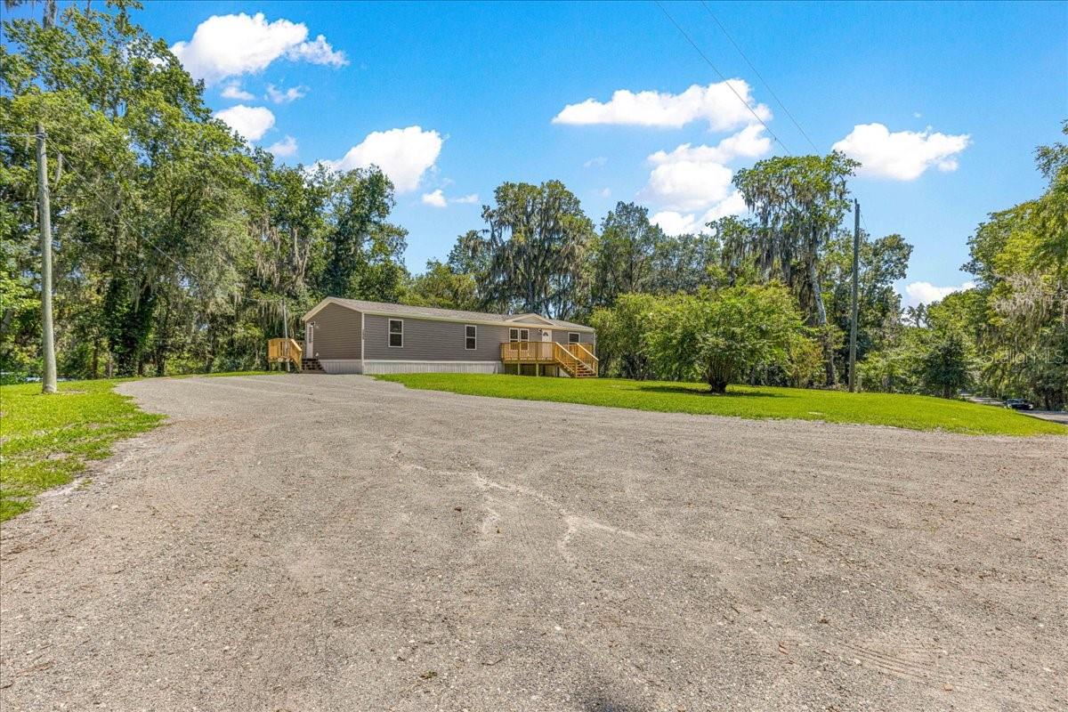 Image 4 of 62 For 12925 30th Court