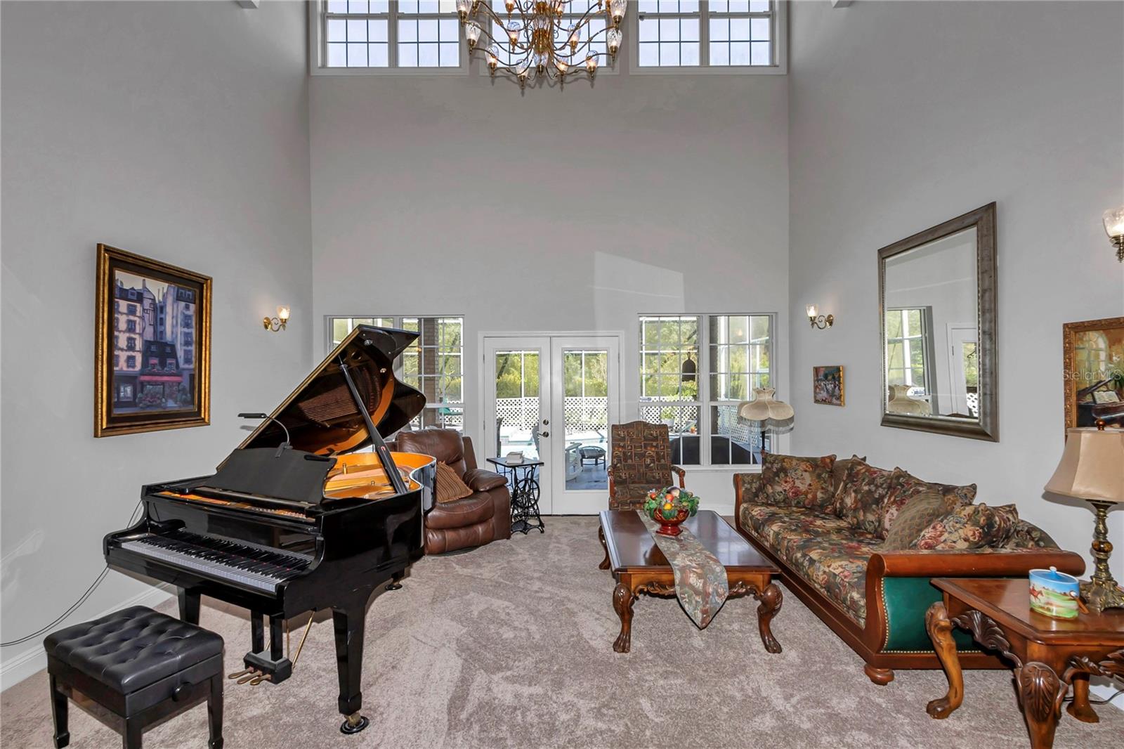 Listing photo id 10 for 1309 Bessent Road