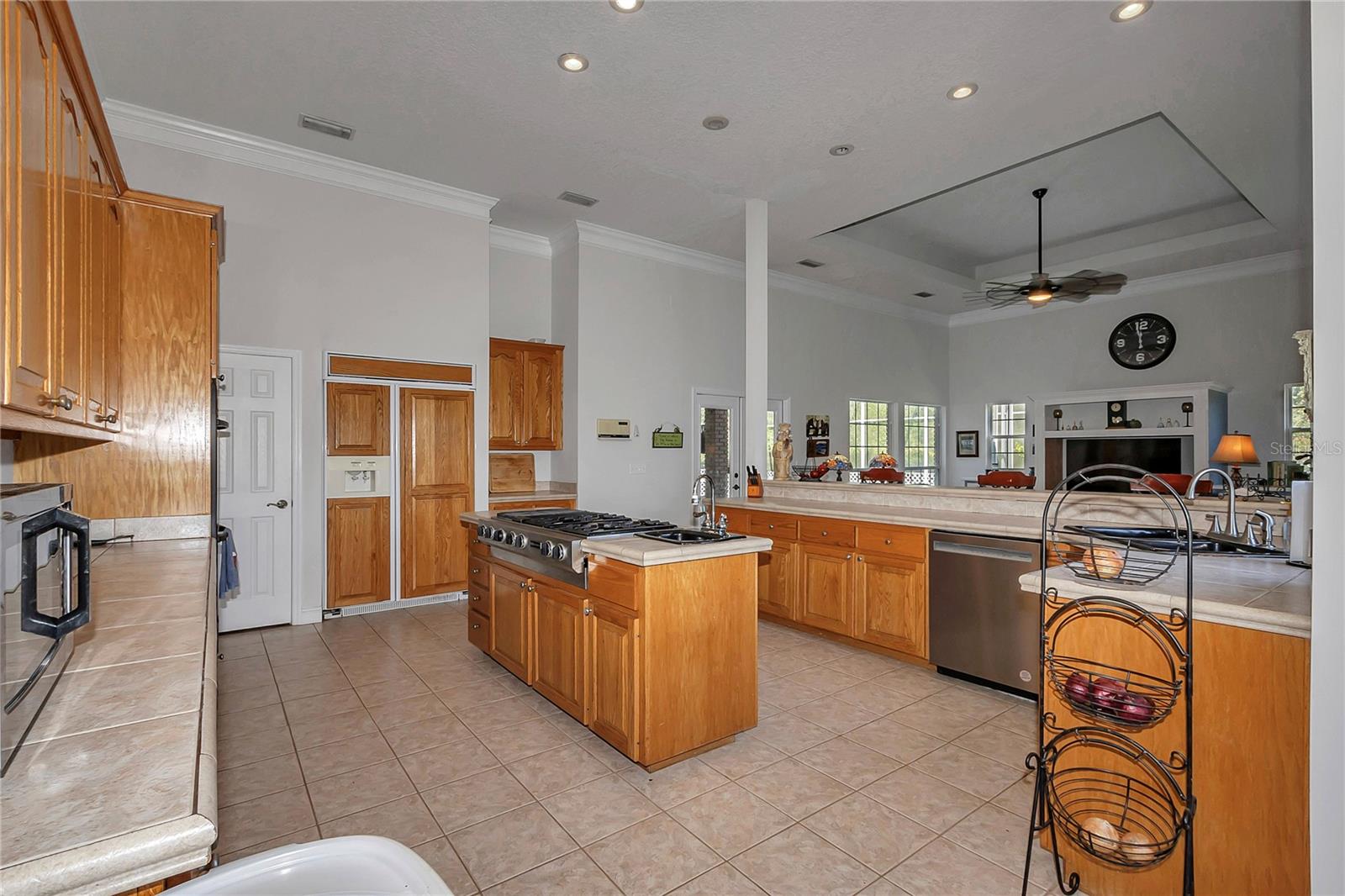 Listing photo id 14 for 1309 Bessent Road