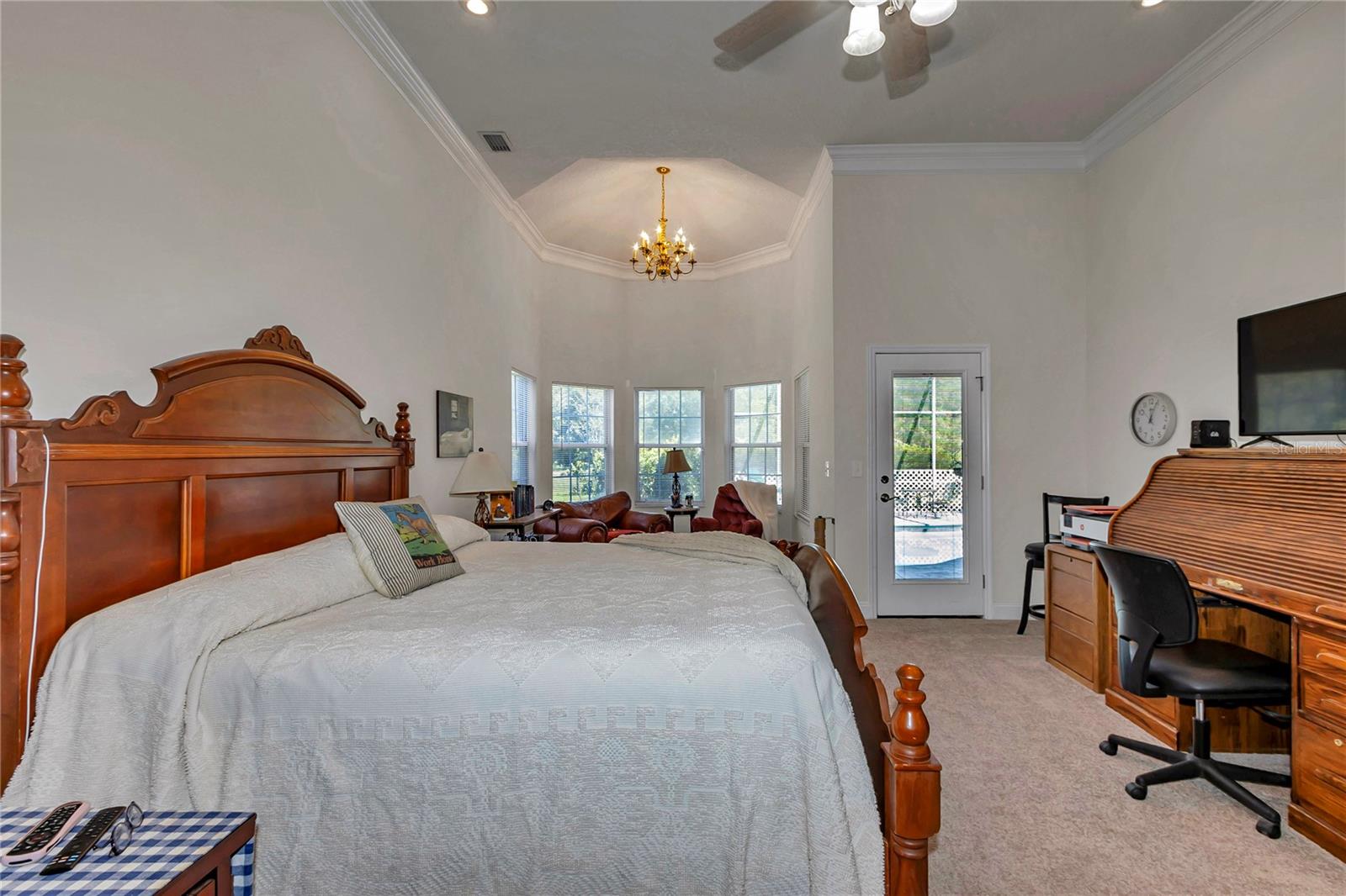 Listing photo id 18 for 1309 Bessent Road