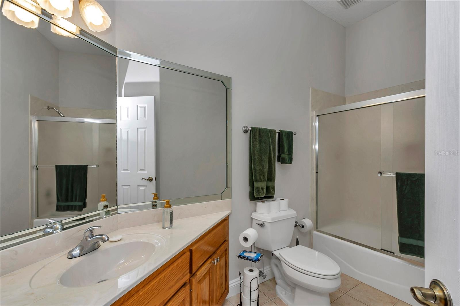 Listing photo id 32 for 1309 Bessent Road