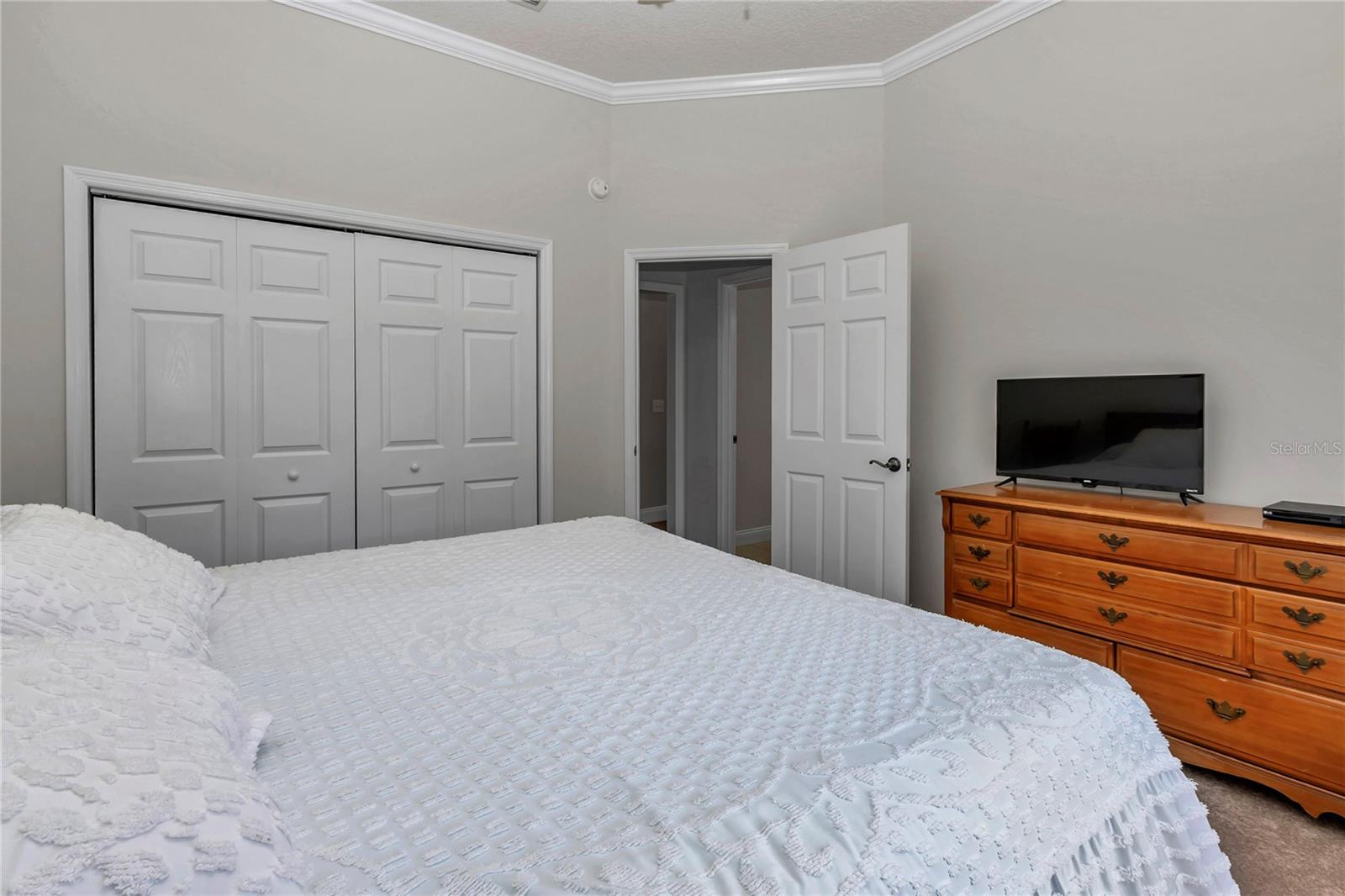 Listing photo id 36 for 1309 Bessent Road