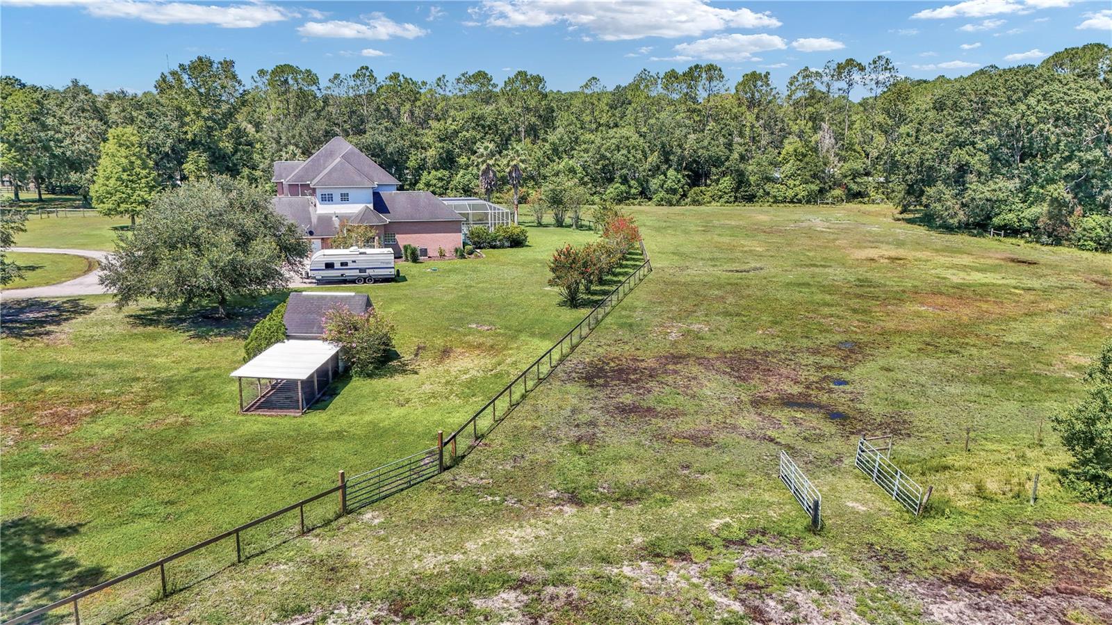 Listing photo id 61 for 1309 Bessent Road