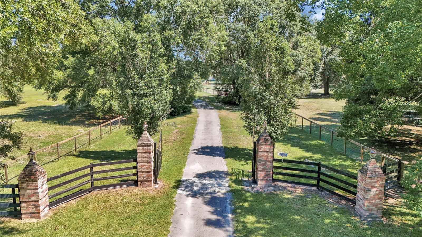 Listing photo id 66 for 1309 Bessent Road