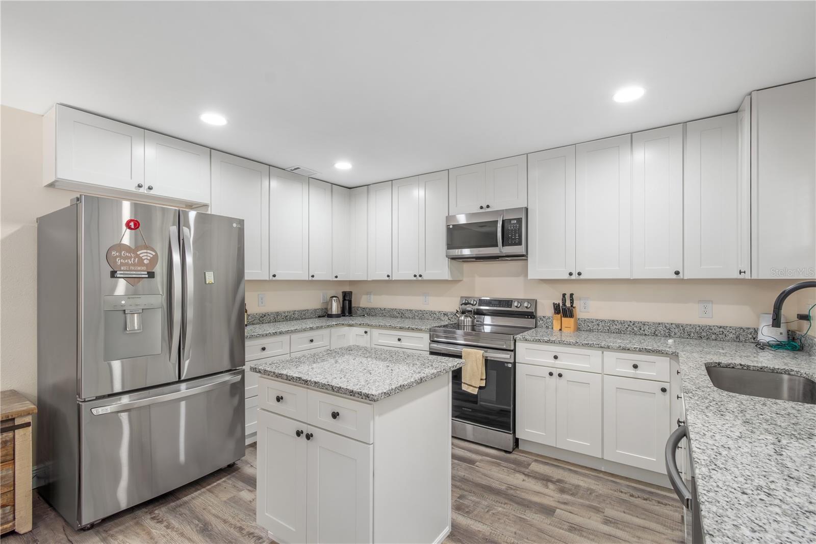 Image 12 of 80 For 6635 135th Avenue
