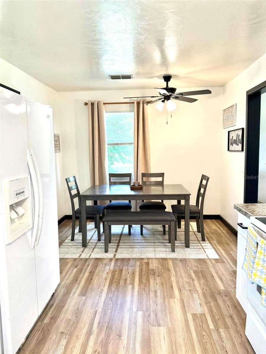 Image 17 of 31 For 14972 27th Lane