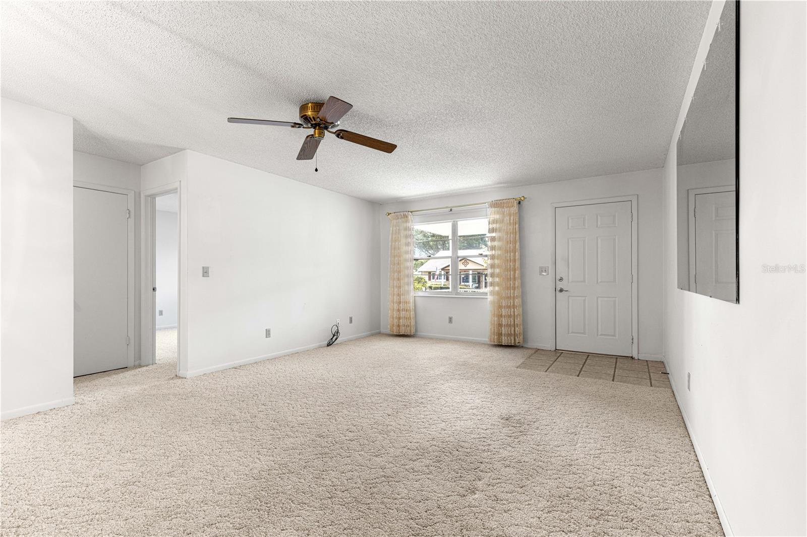 Image 6 of 22 For 8705 95th Street C