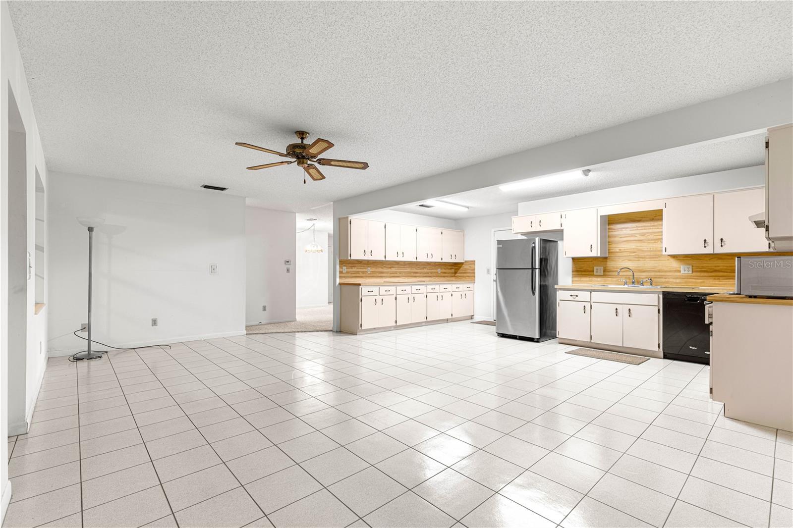 Image 8 of 22 For 8705 95th Street C