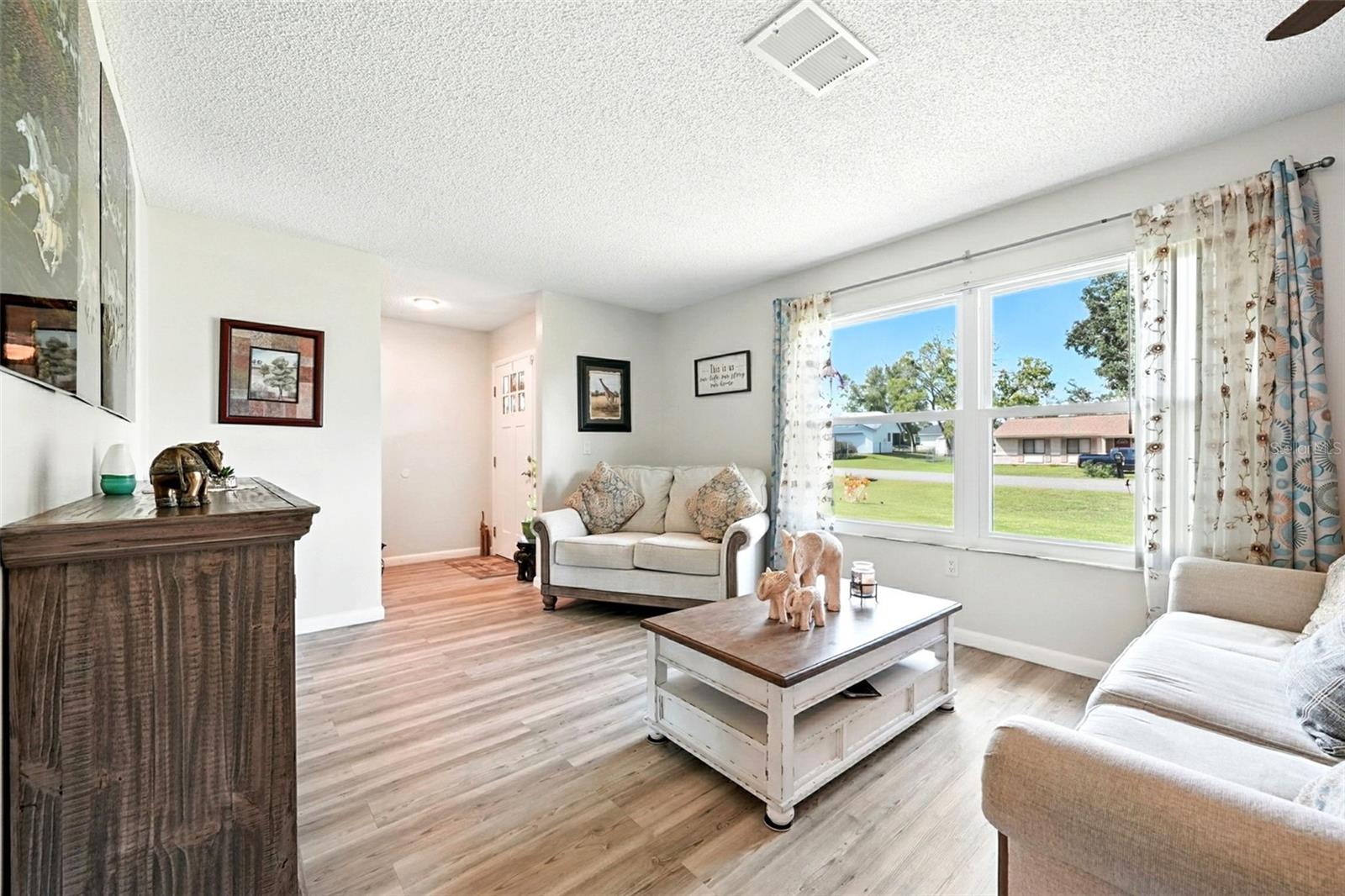 Image 13 of 57 For 317 Bahia Circle