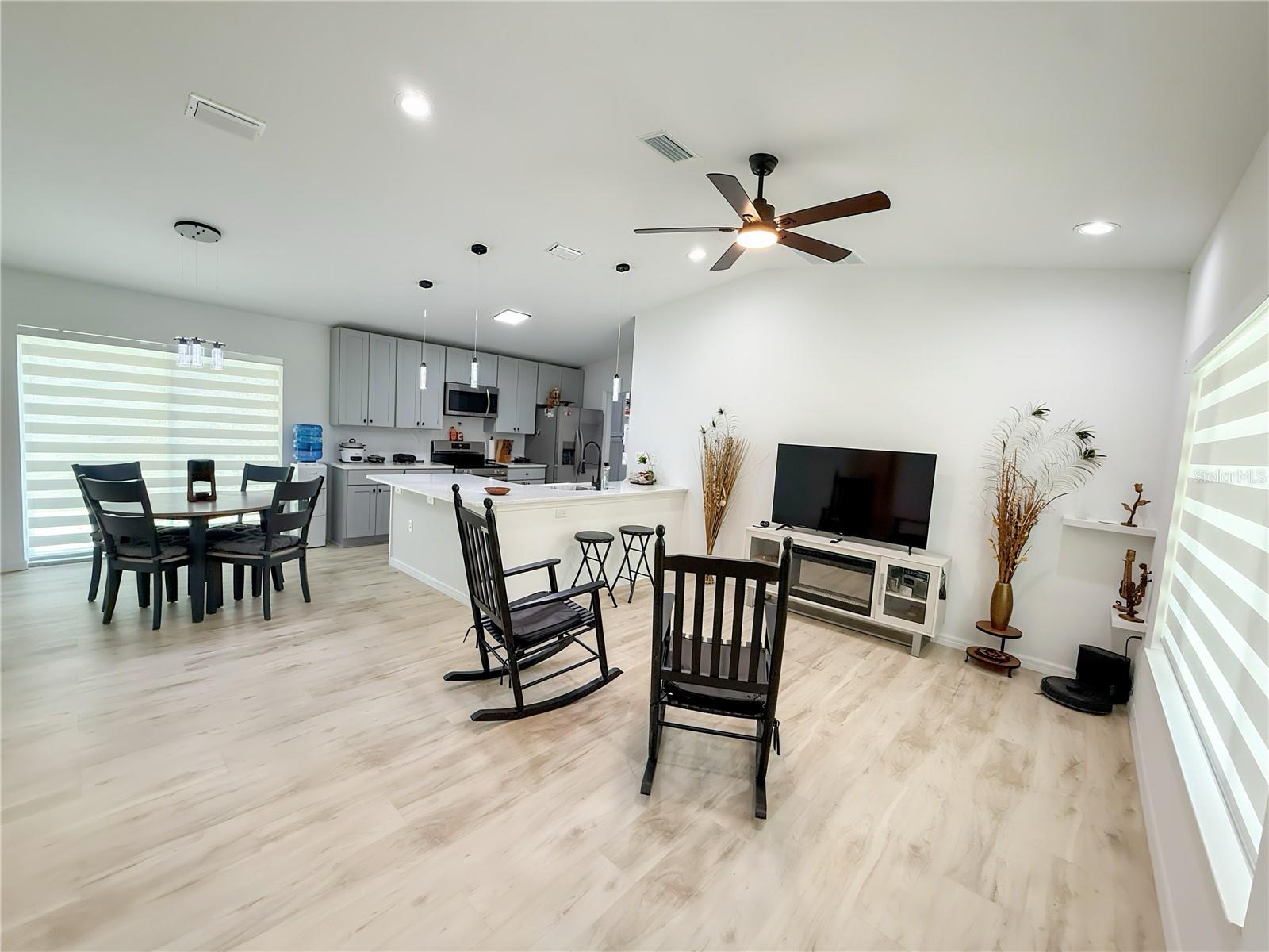 Image 3 of 24 For 835 123rd Lane