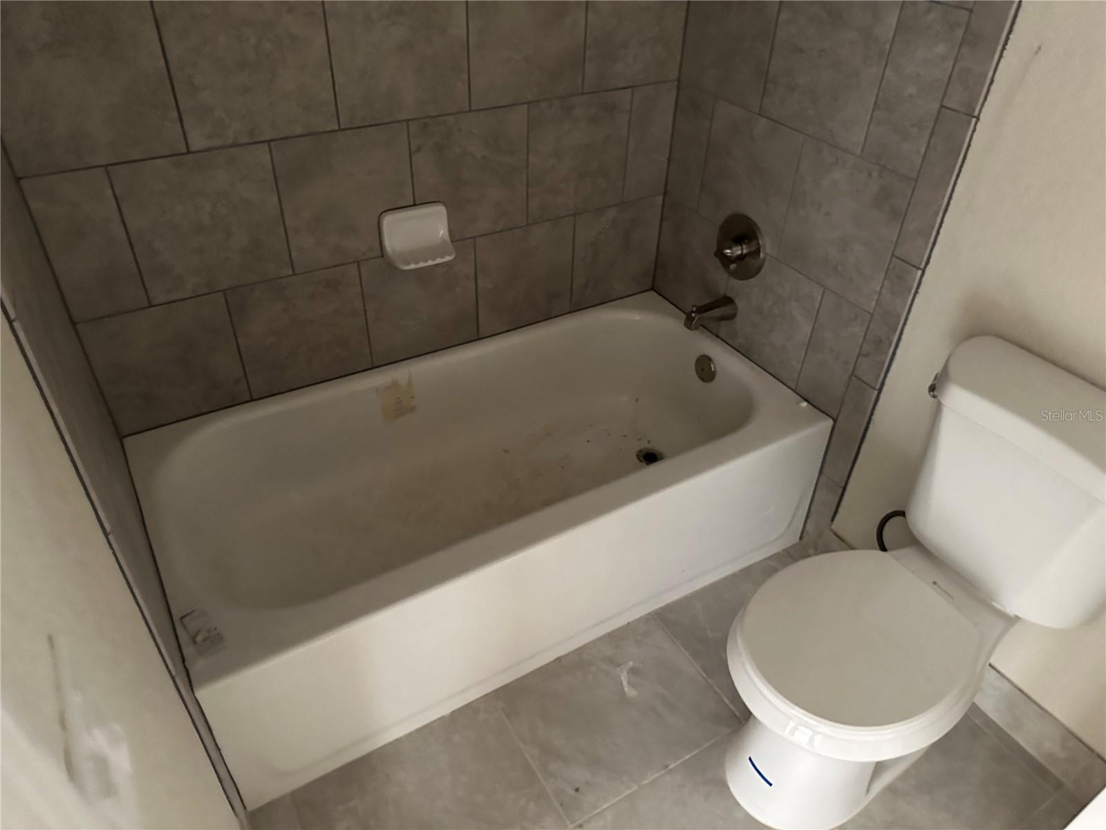 Image 26 of 39 For 5562 206th Avenue