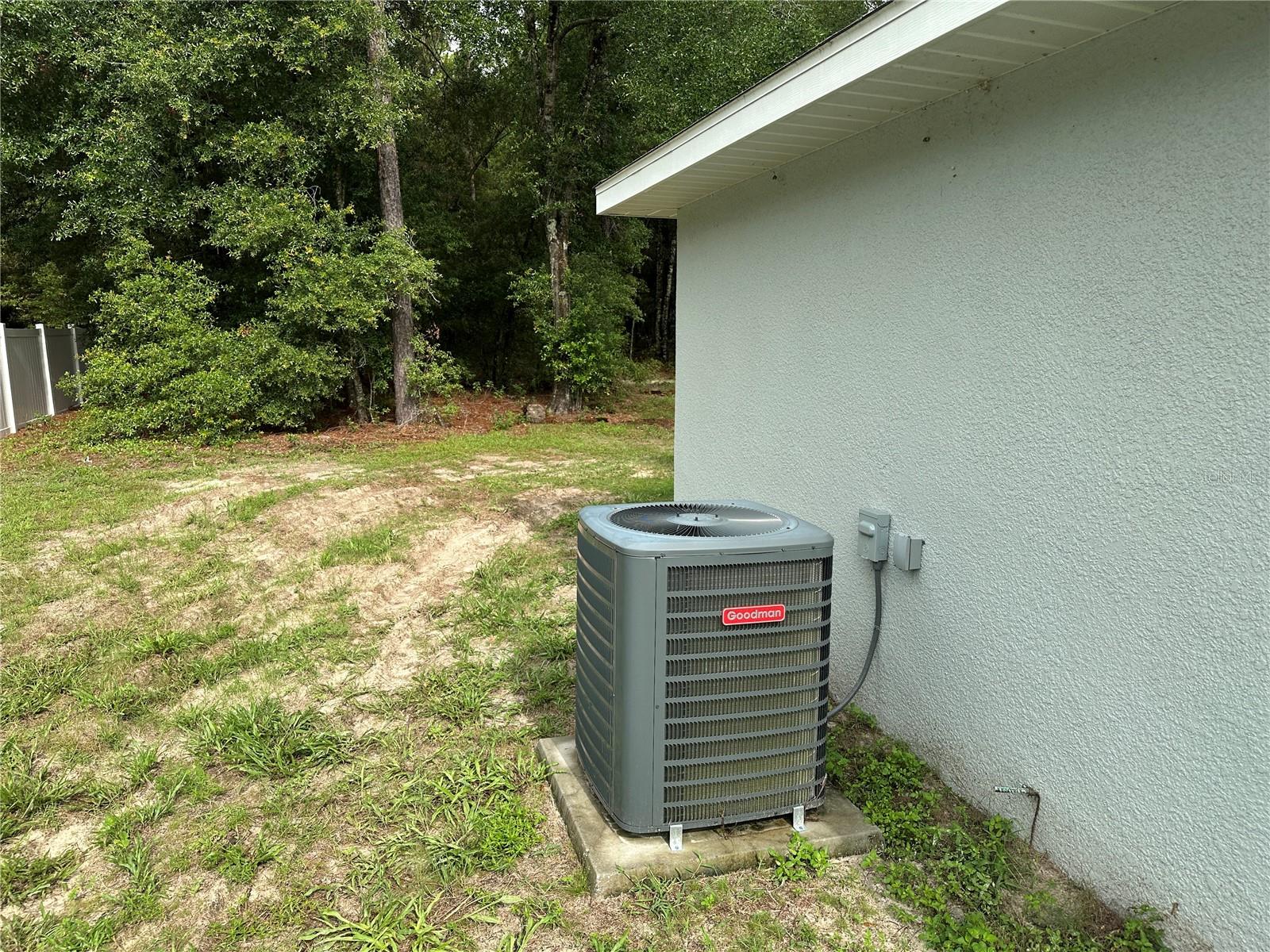 Image 7 of 39 For 5562 206th Avenue