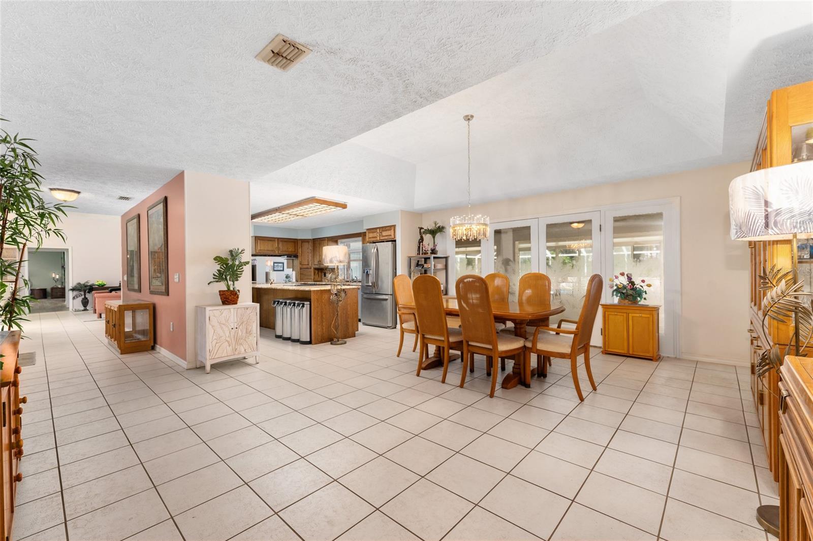 Image 11 of 33 For 553 205th Avenue