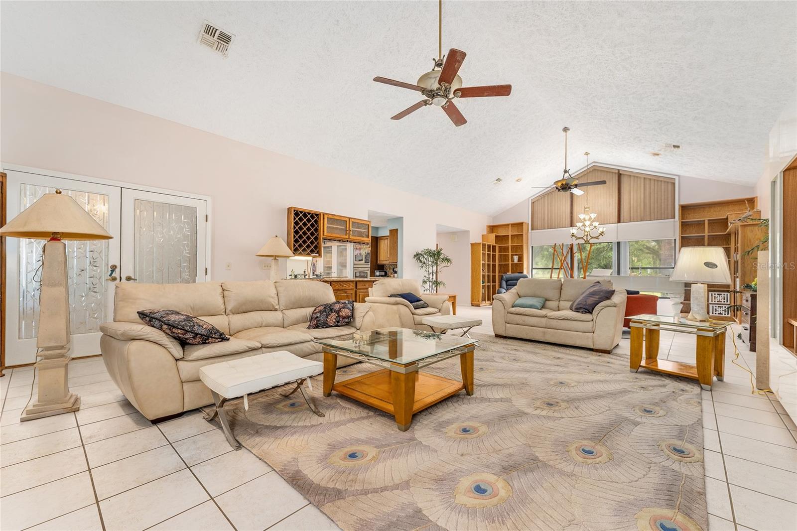 Image 5 of 33 For 553 205th Avenue