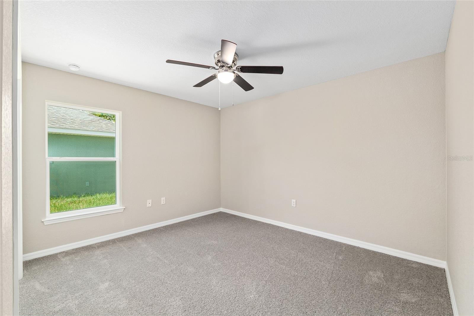 Image 16 of 31 For 17560 112th Place