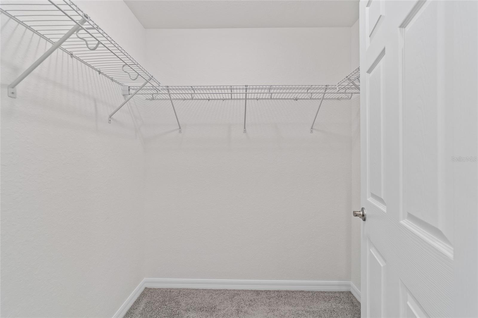 Image 14 of 21 For 787 Sequoia Place