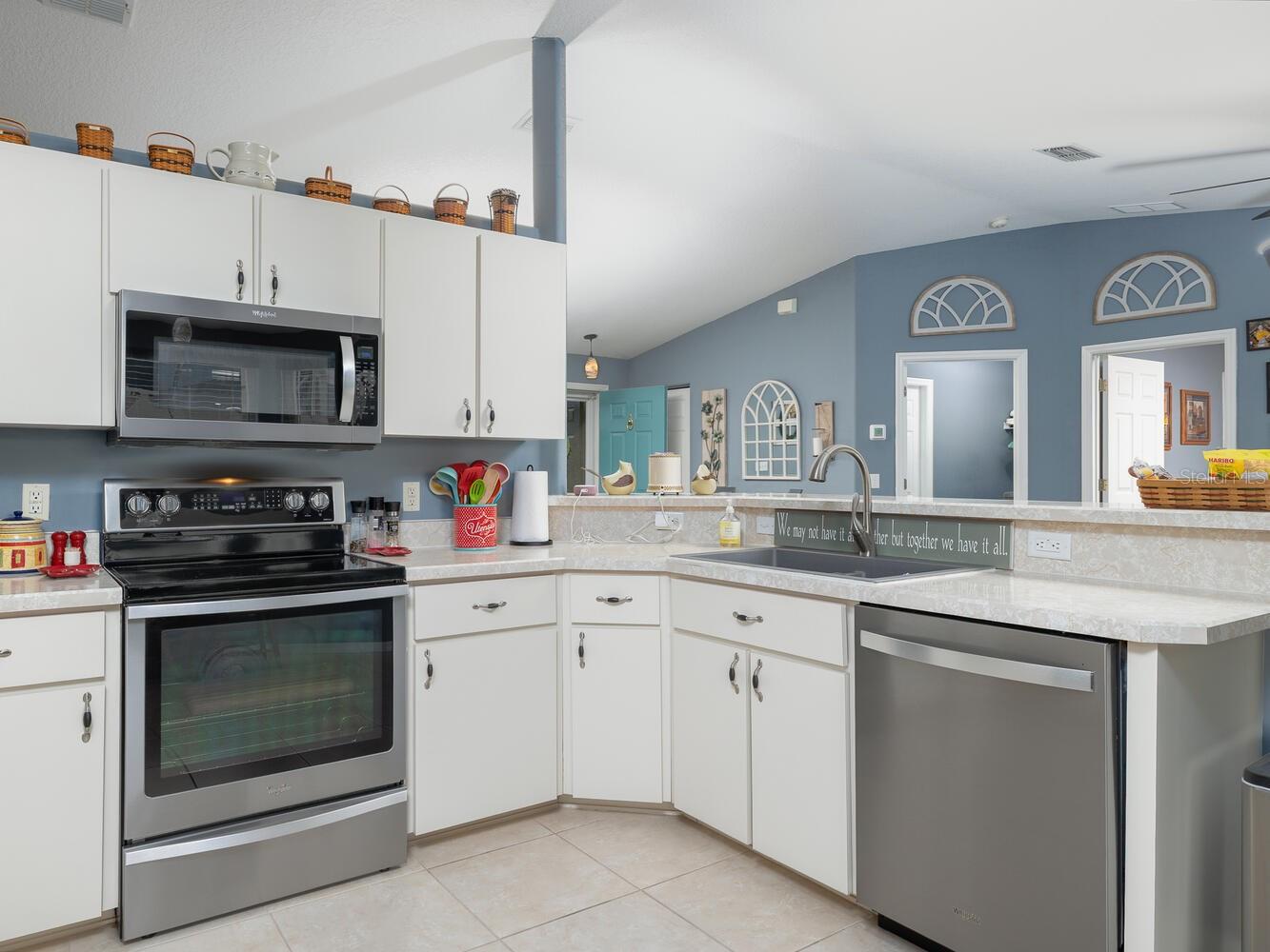 Image 11 of 66 For 10171 62nd Terrace Road