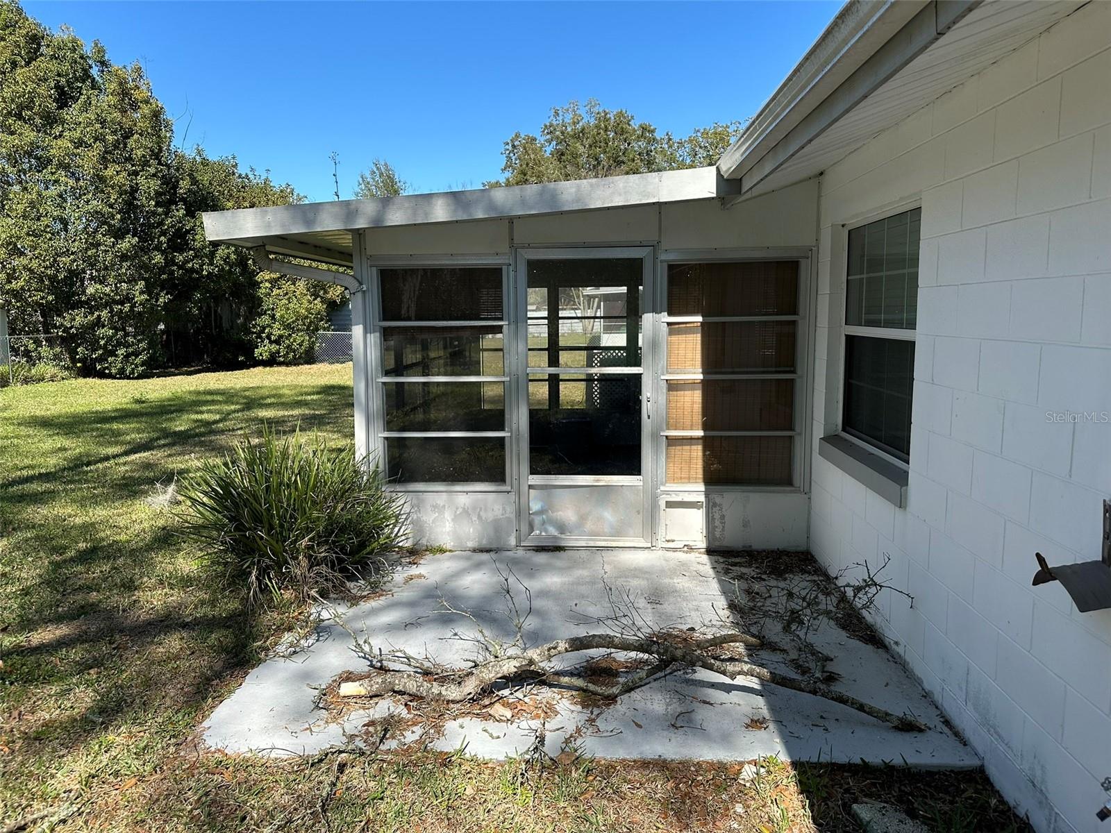 Image 8 of 51 For 1540 17th Court
