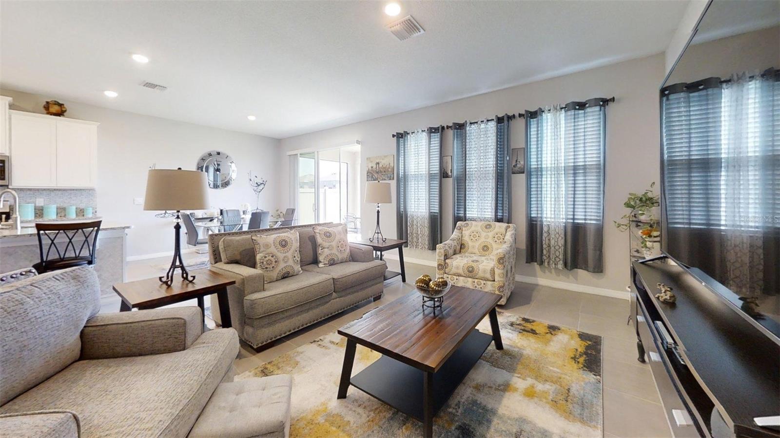 Image 7 of 73 For 8923 50th Avenue