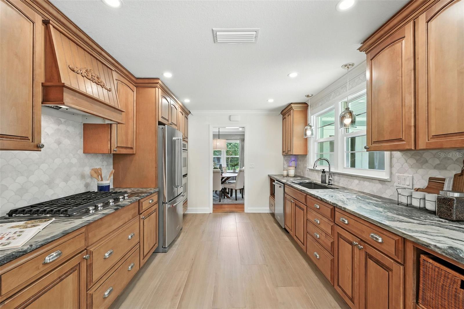Image 17 of 35 For 1209 14th Street