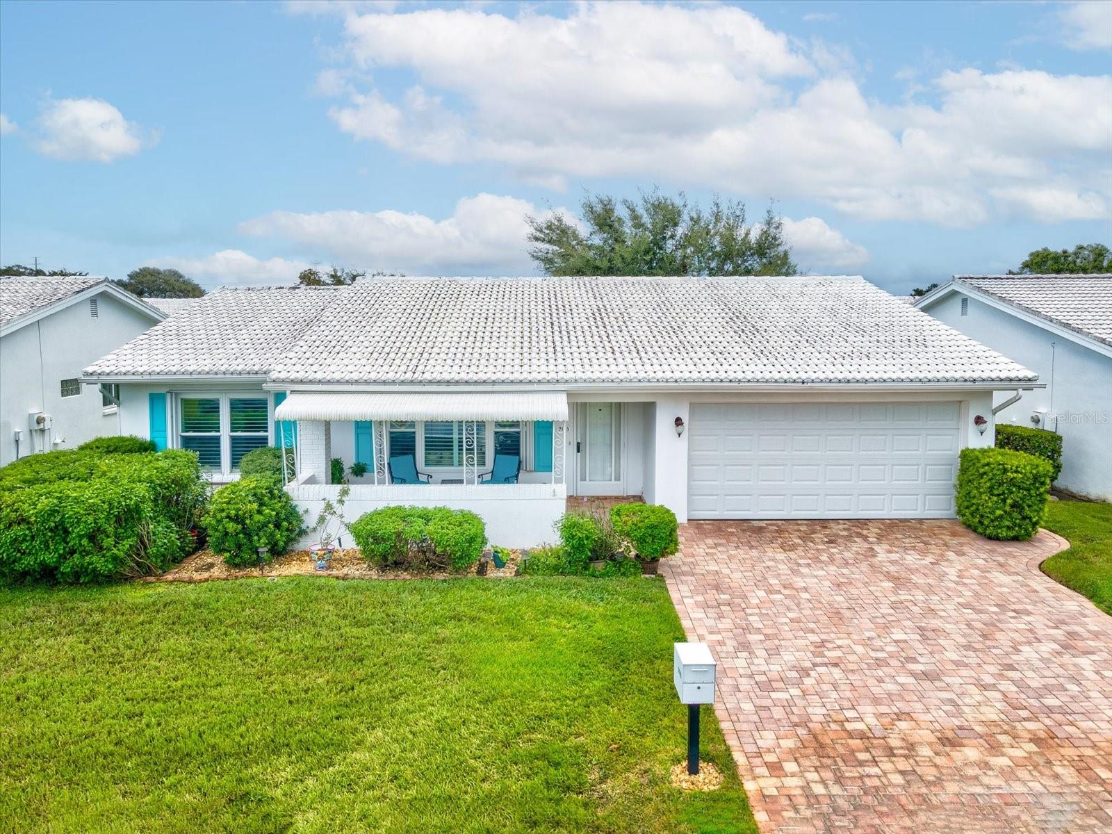 Listing photo id 1 for 9125 35th Way N