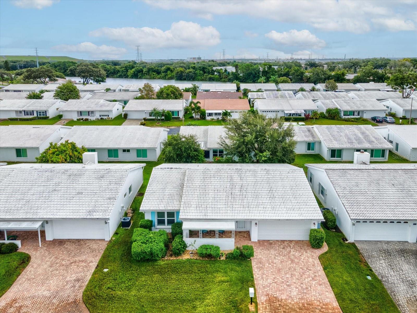 Listing photo id 39 for 9125 35th Way N