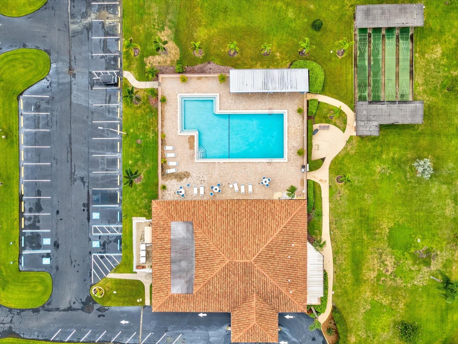 Listing photo id 66 for 9125 35th Way N