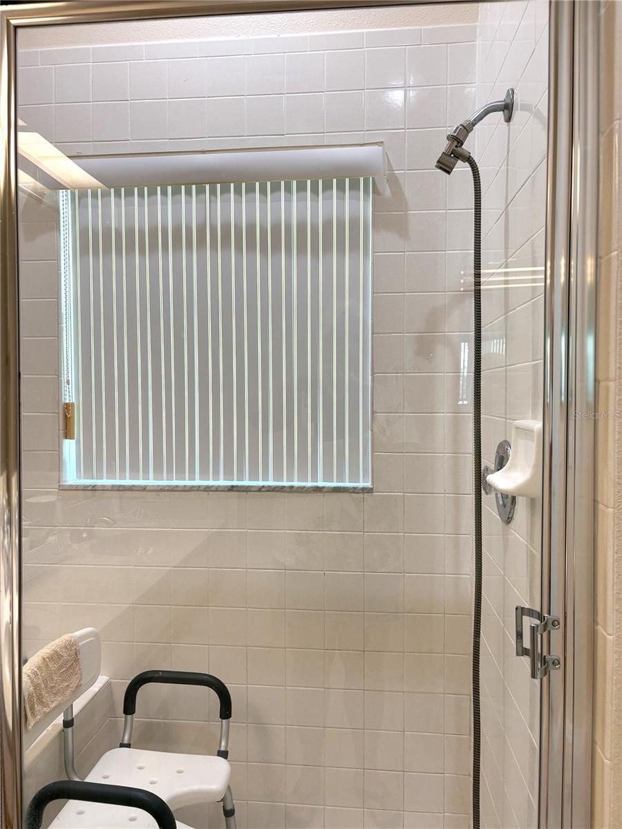 Image 21 of 59 For 9738 195th Circle