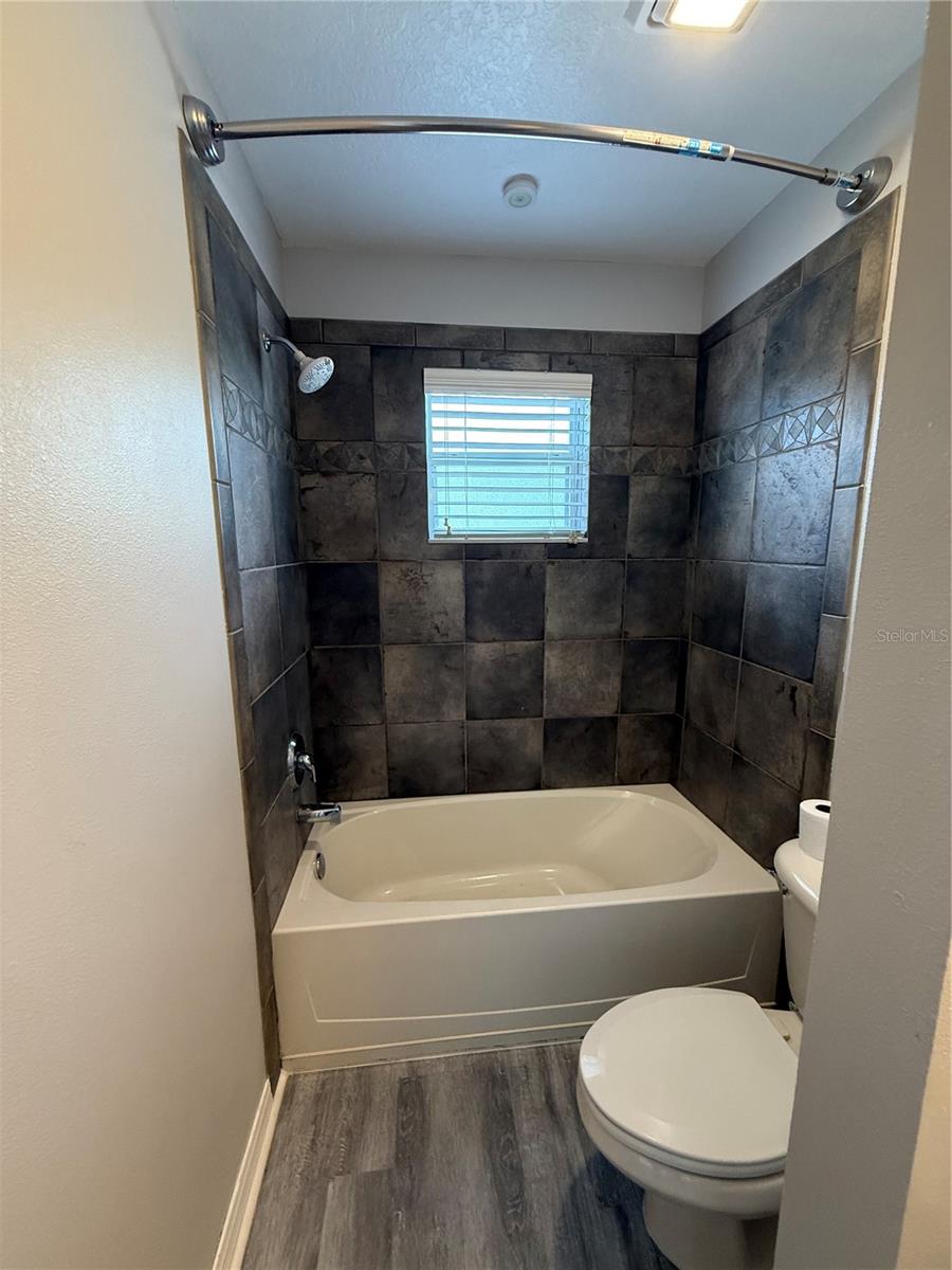 Image 19 of 28 For 20460 Needletree Drive