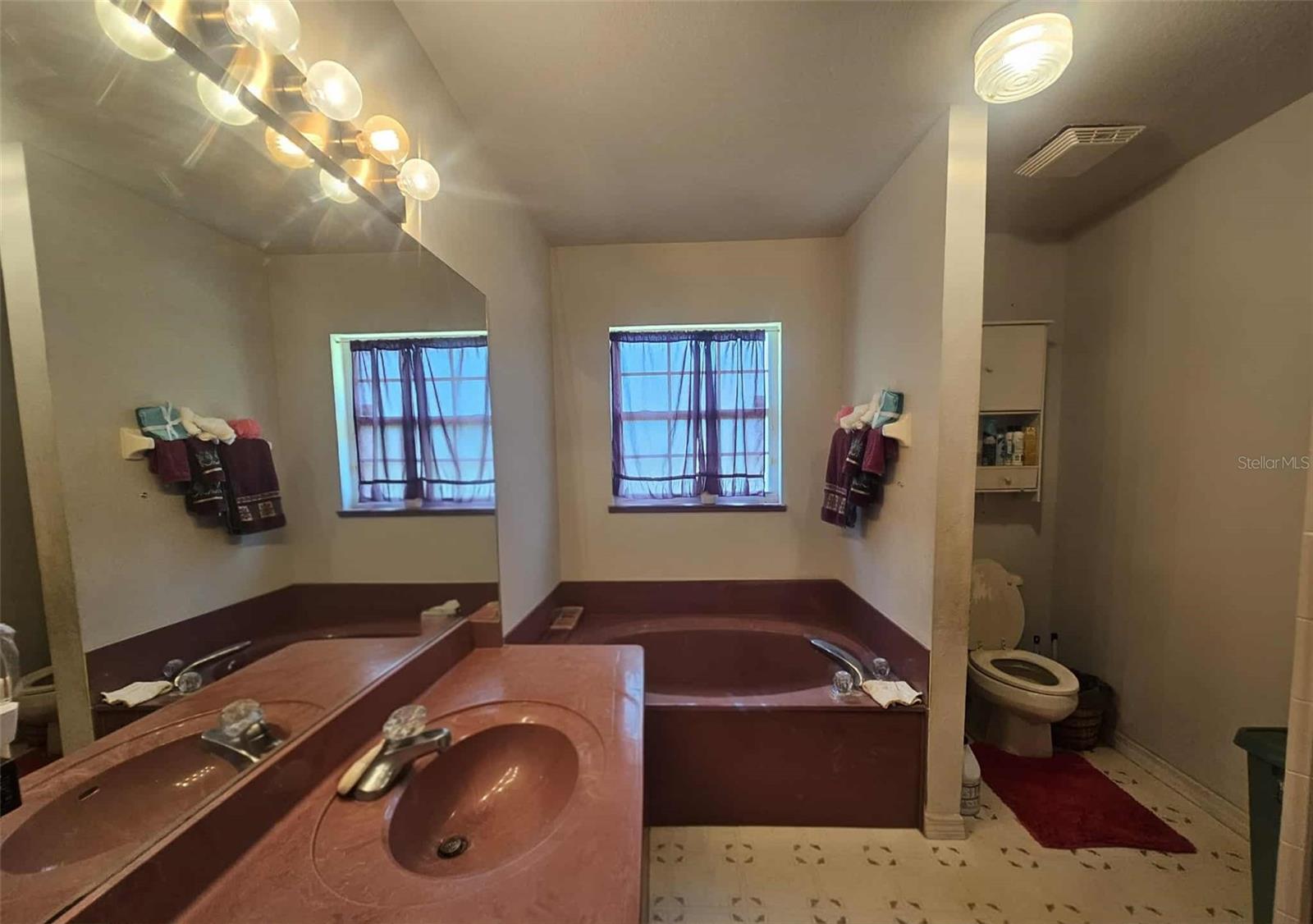 Image 20 of 29 For 914 11th Avenue