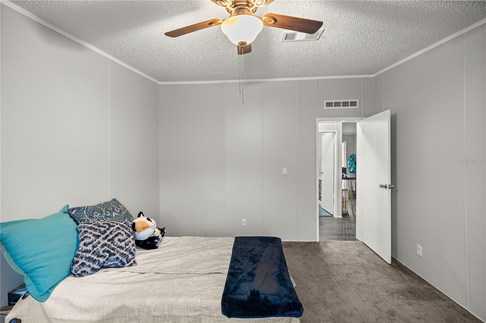 Image 18 of 45 For 15594 233rd Place