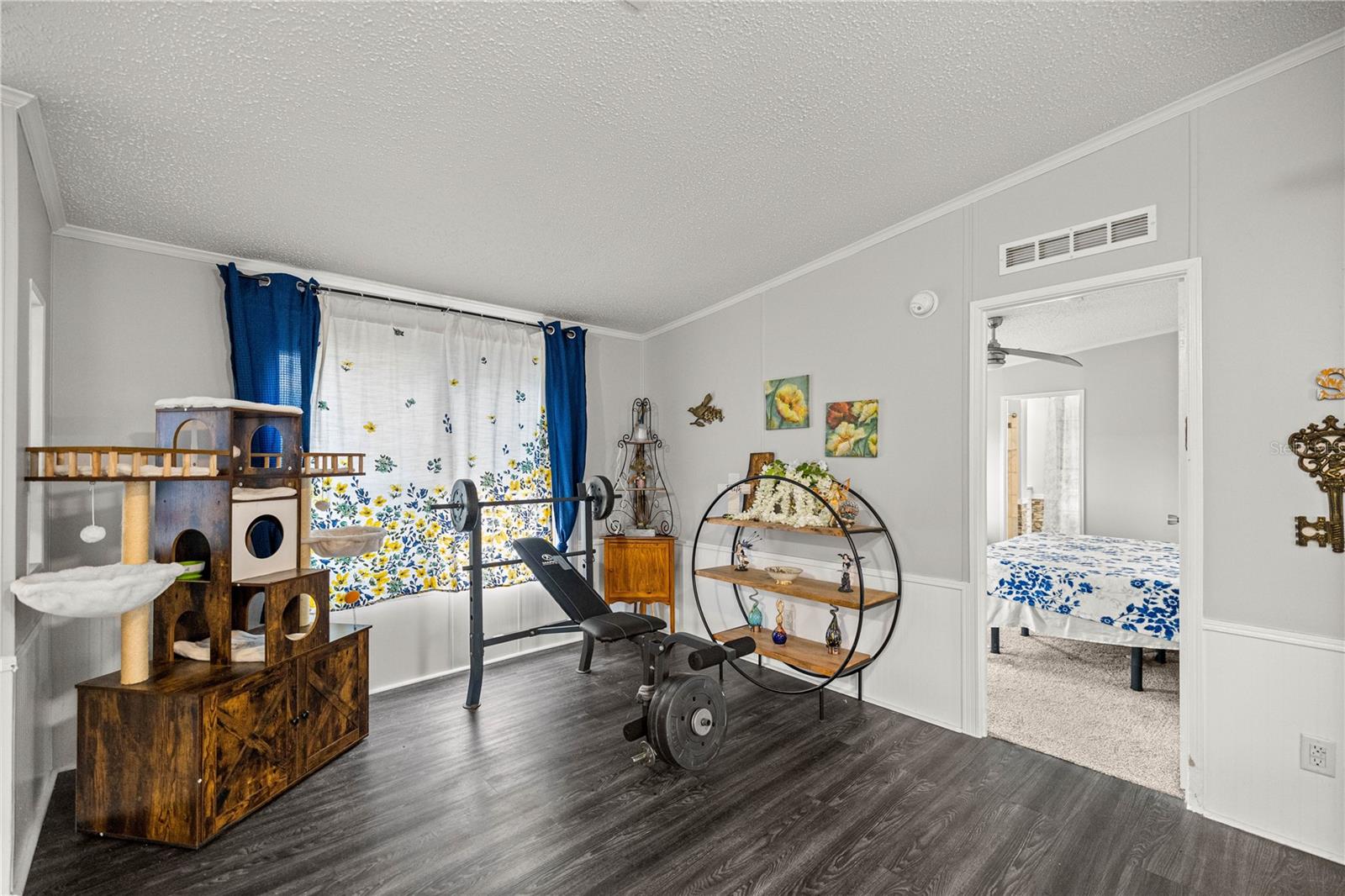 Image 8 of 45 For 15594 233rd Place