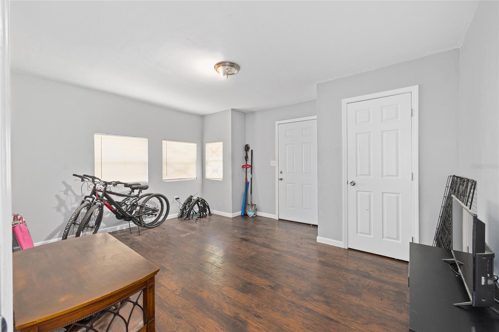 Image 18 of 34 For 15120 35th Avenue Road
