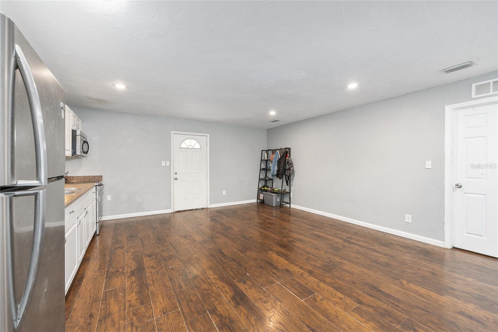 Image 6 of 34 For 15120 35th Avenue Road