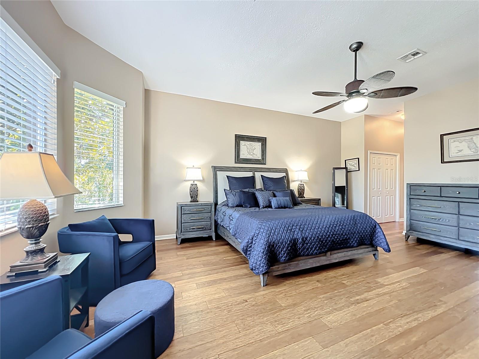 Image 13 of 50 For 6128 Landings Boulevard