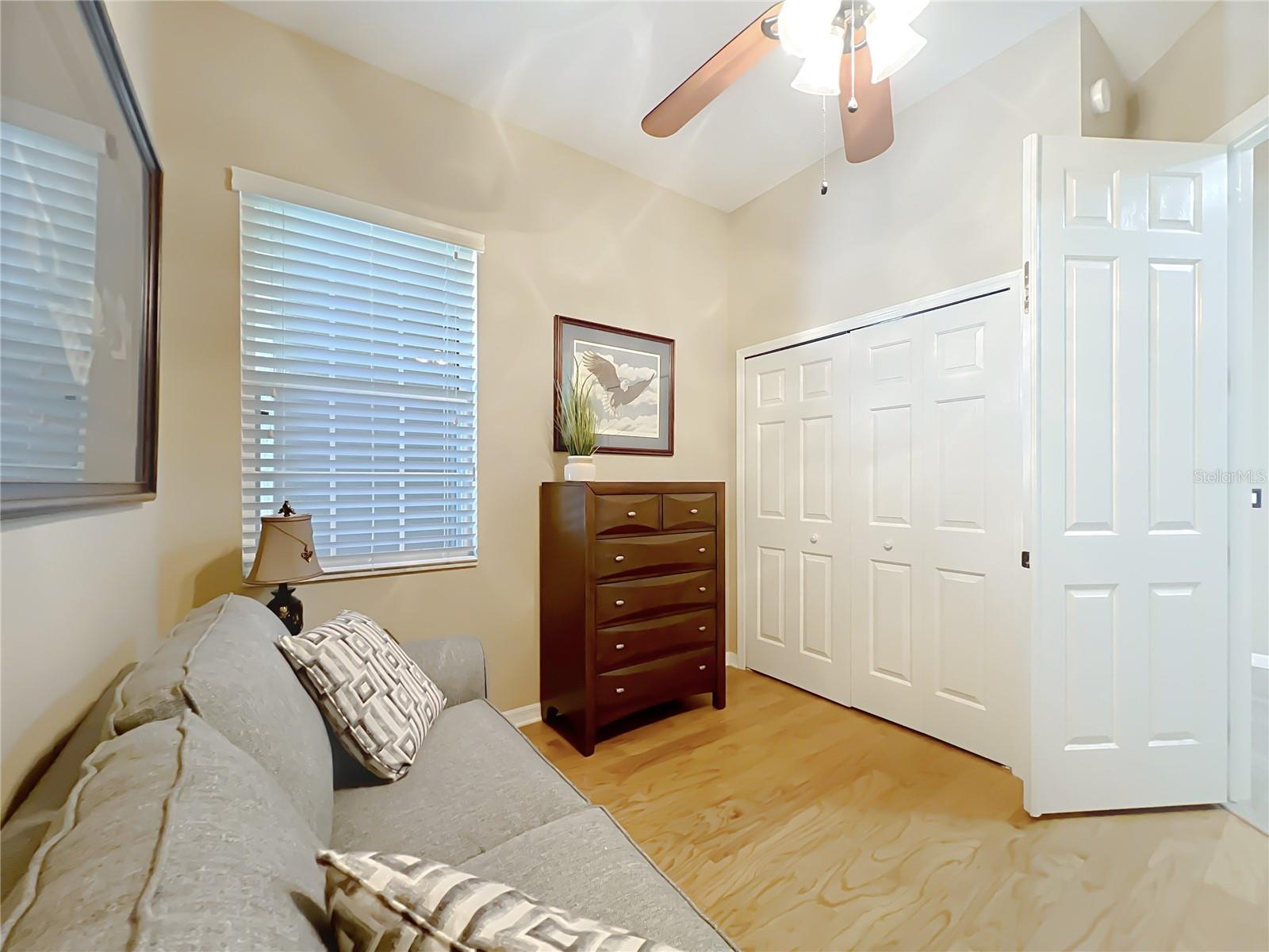 Image 19 of 50 For 6128 Landings Boulevard