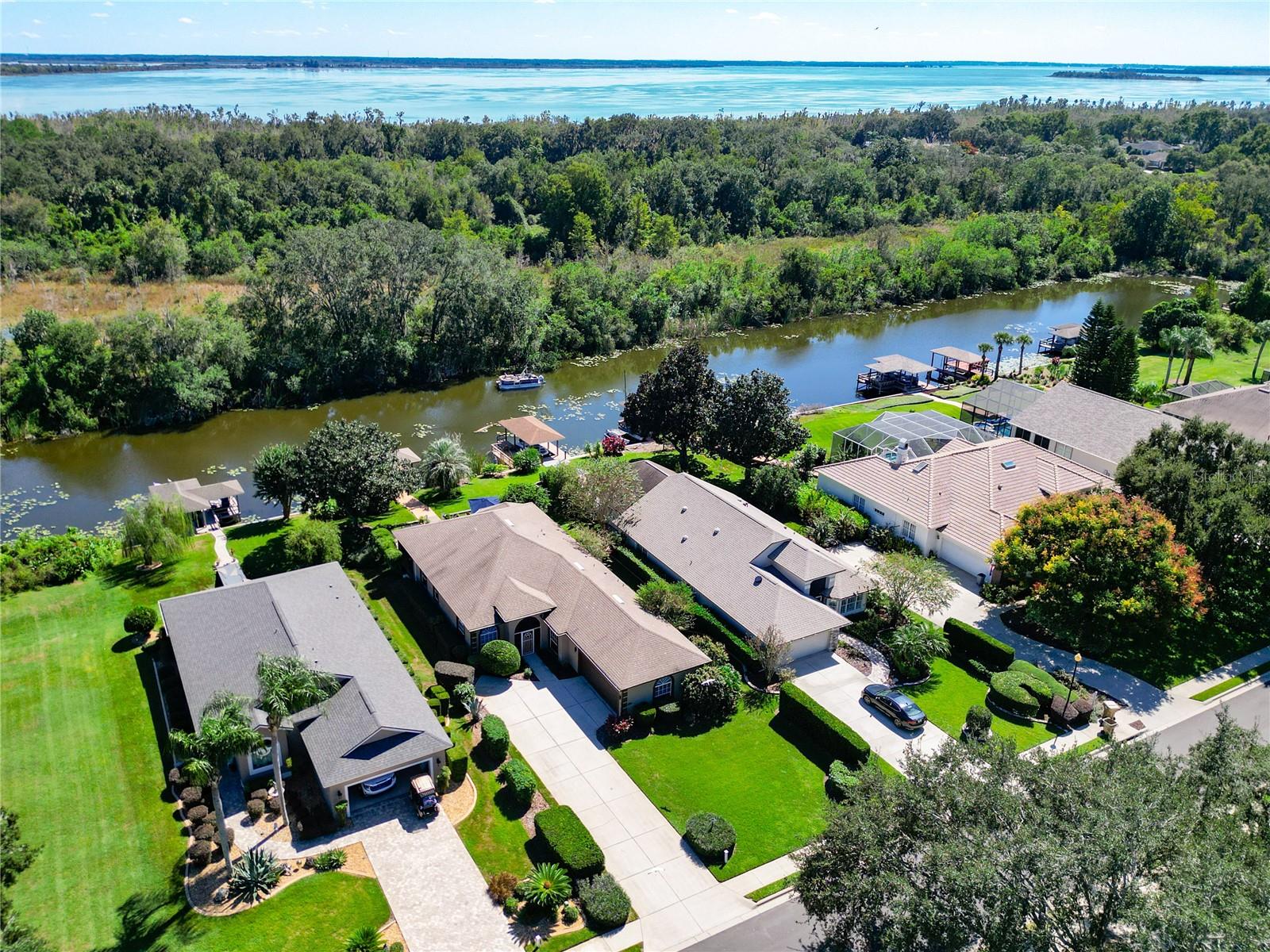 Image 44 of 50 For 6128 Landings Boulevard