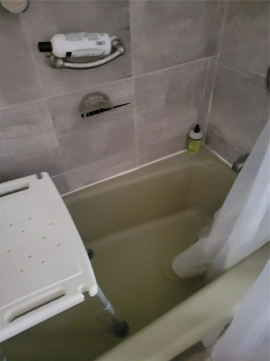 Image 34 of 38 For 4315 10th Place