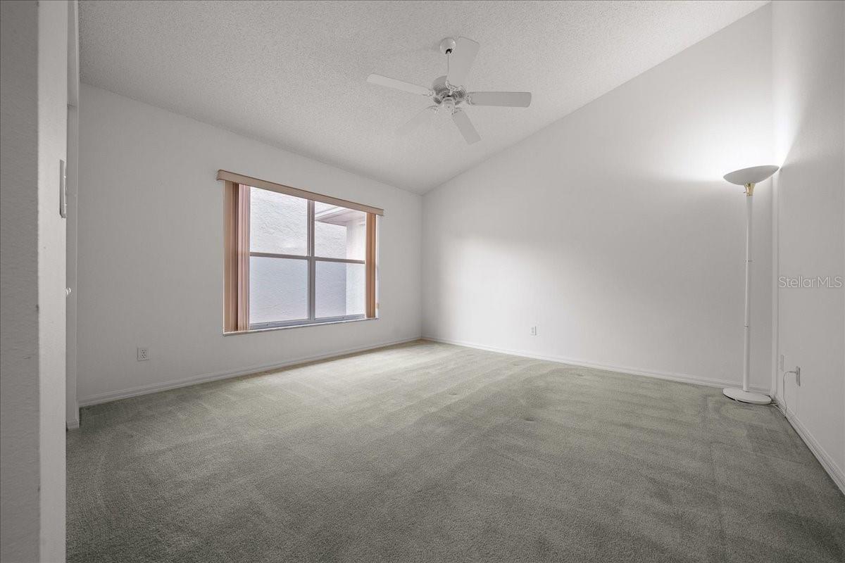 Image 10 of 37 For 9260 92nd Place Road