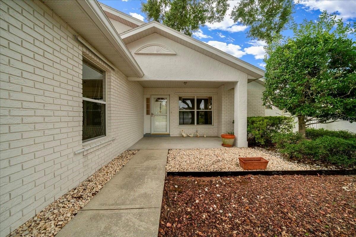 Image 4 of 37 For 9260 92nd Place Road