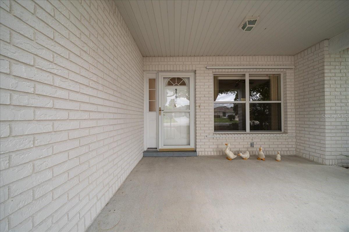 Image 5 of 37 For 9260 92nd Place Road