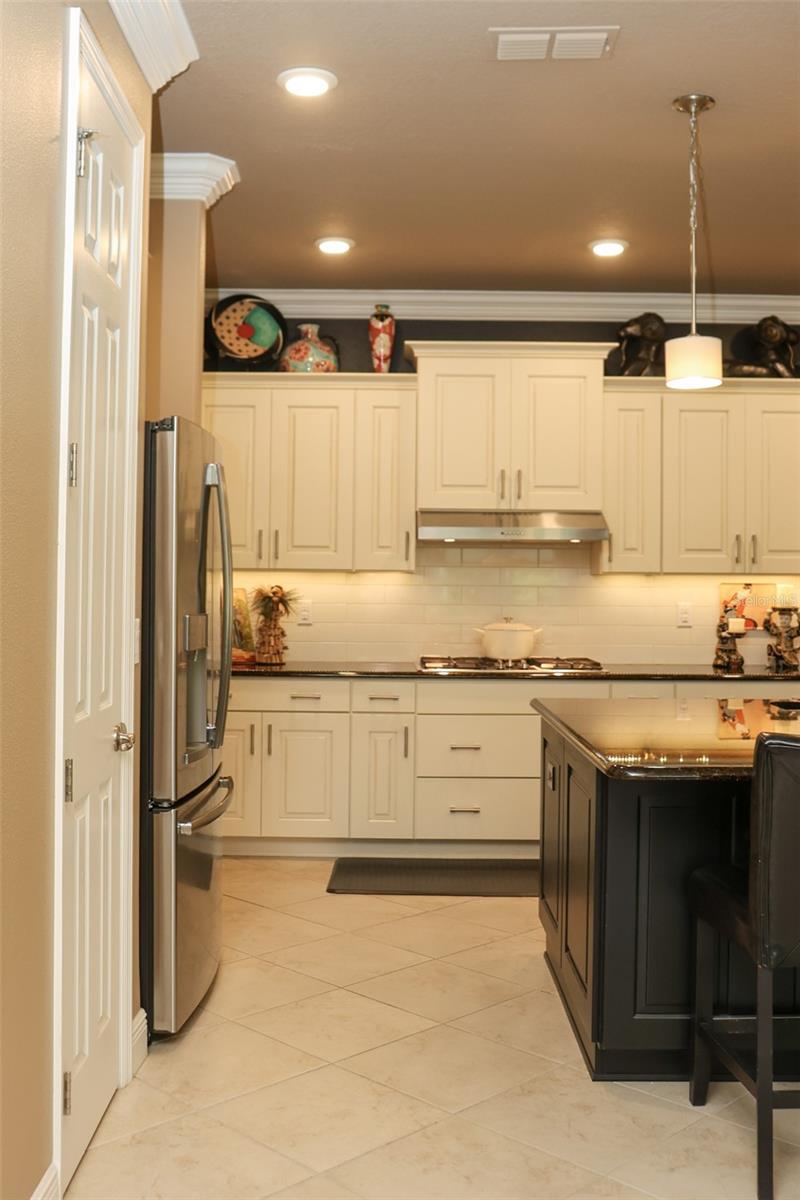 Image 36 of 97 For 9070 89th Loop Sw