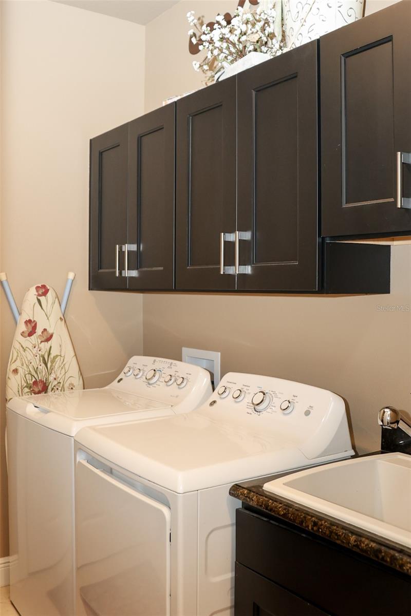 Image 47 of 97 For 9070 89th Loop Sw