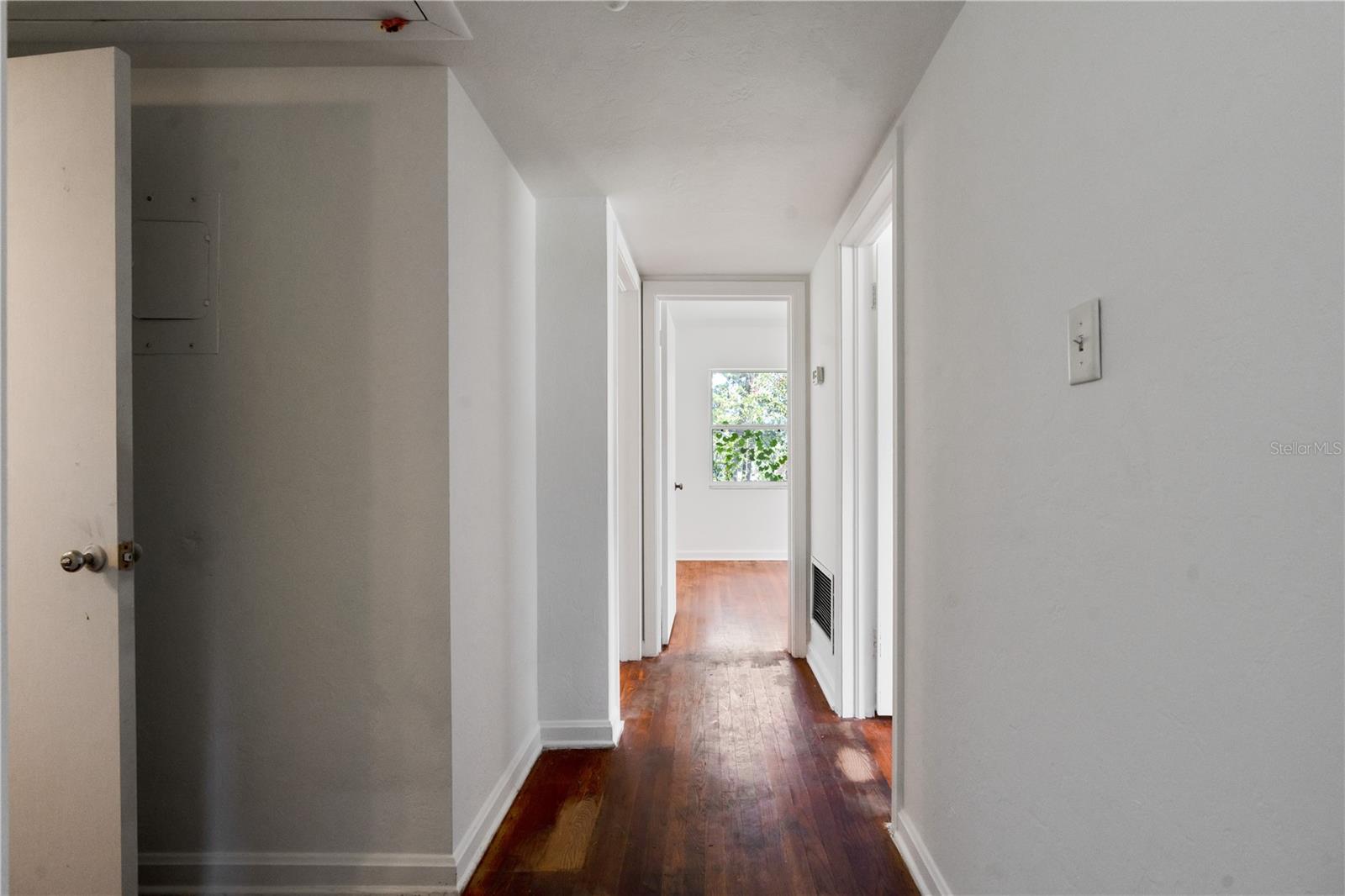 Image 10 of 22 For 1136 8th Street