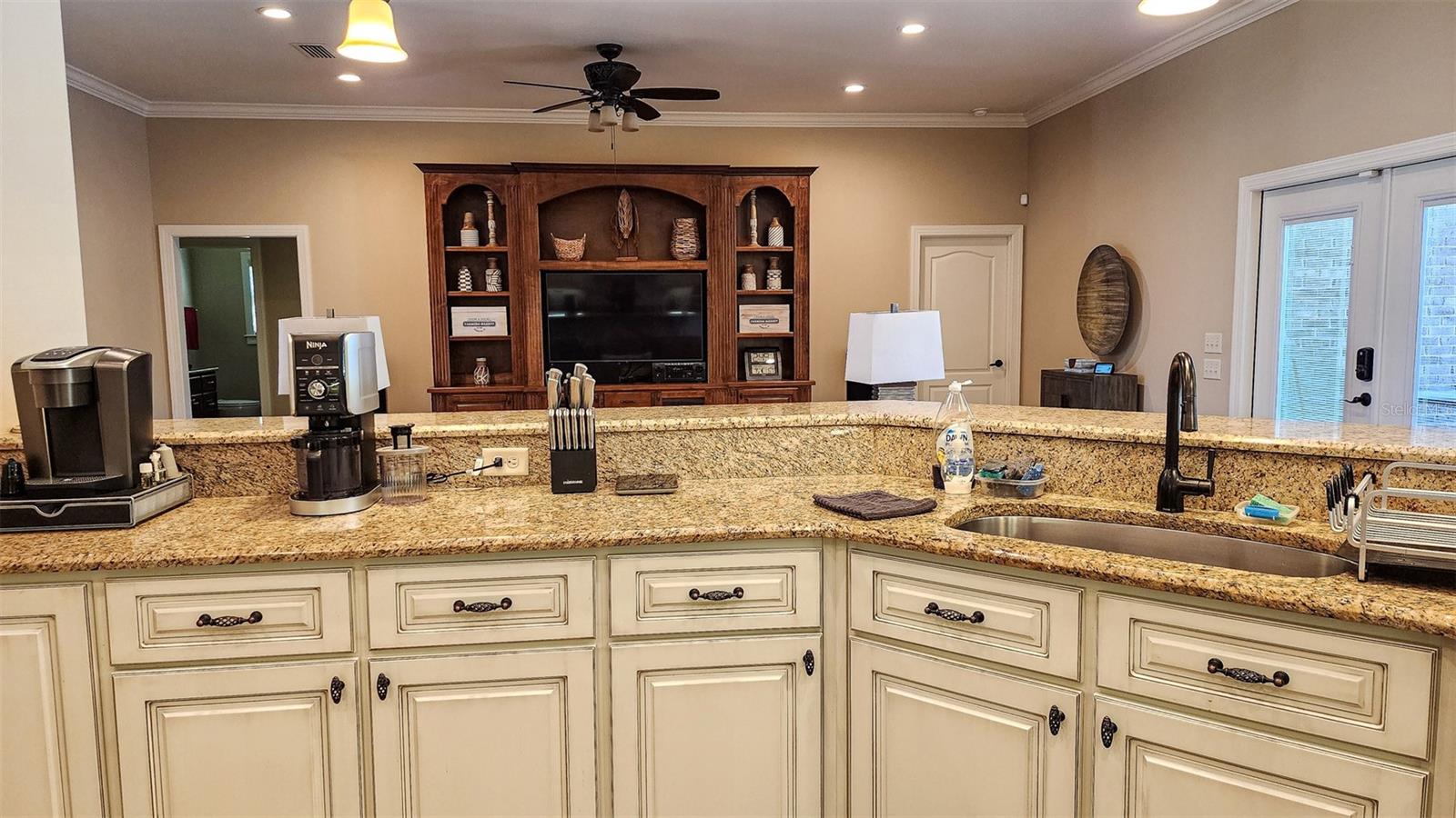 Image 13 of 100 For 7526 Weddington Road