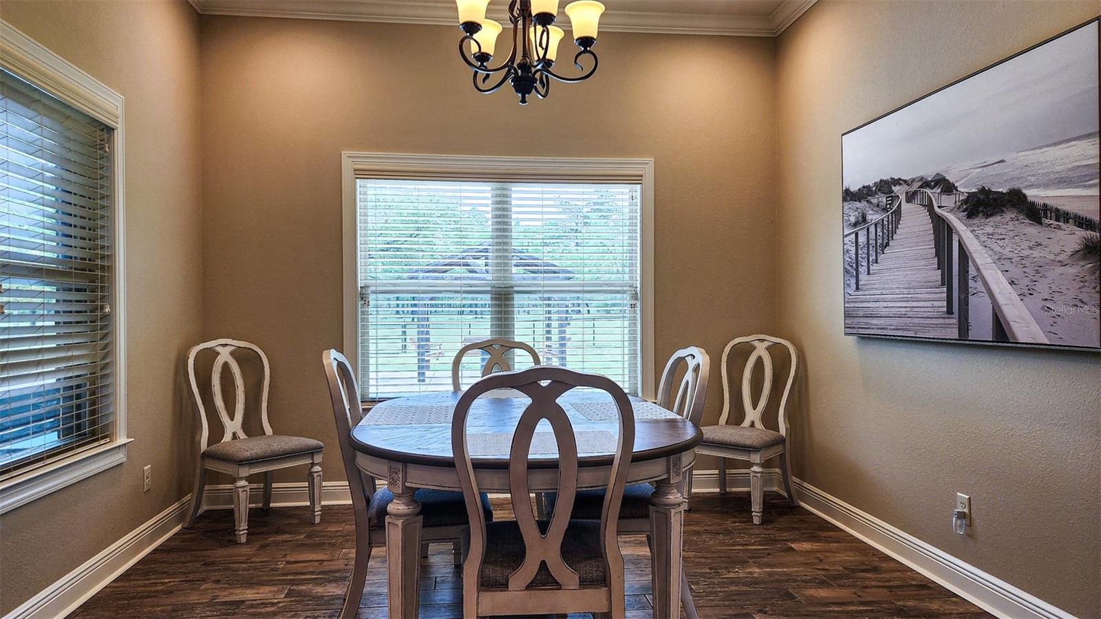 Image 15 of 100 For 7526 Weddington Road