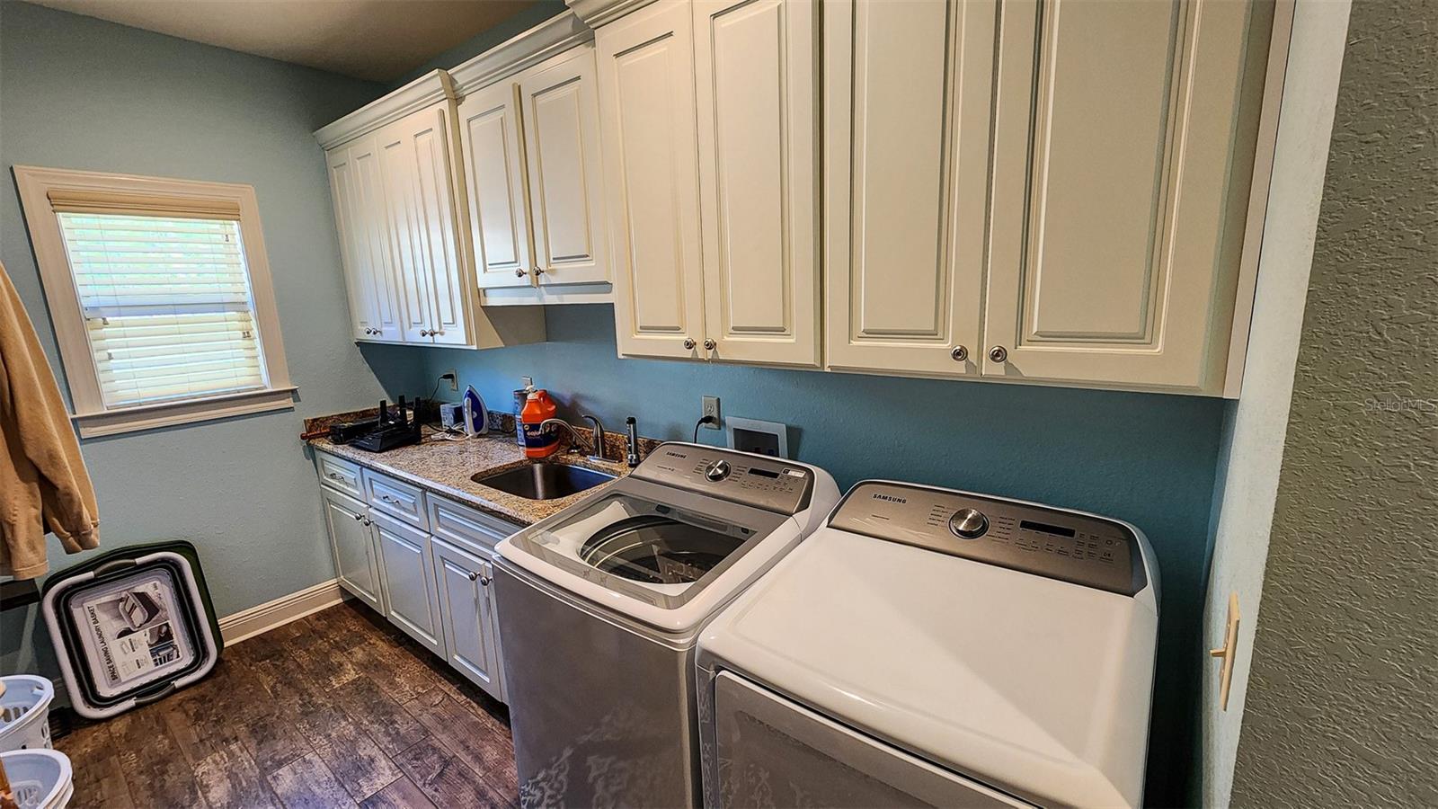 Image 20 of 100 For 7526 Weddington Road